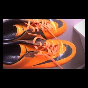 Soccer cleats